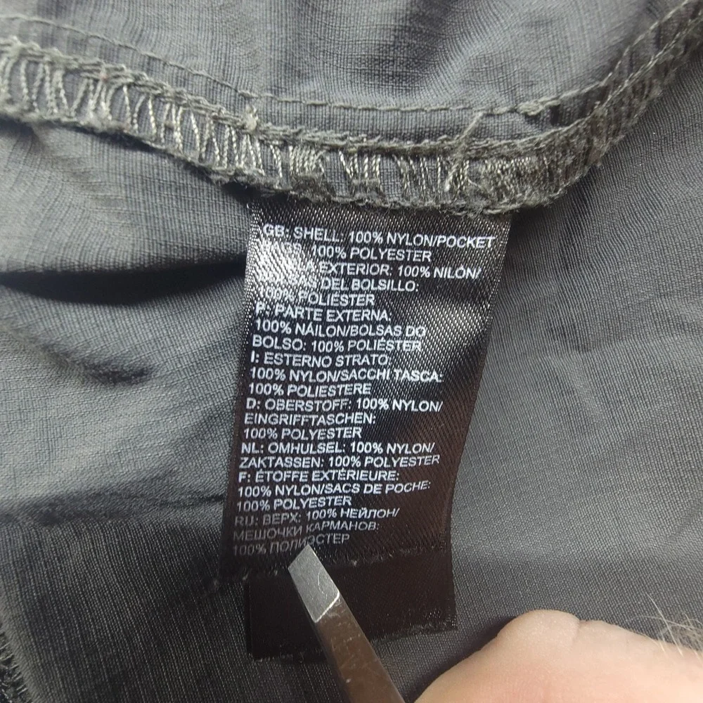 The North Face Men Paramount Peak II Shorts Gray Cargo Hiking Nylon CE7L Size 32